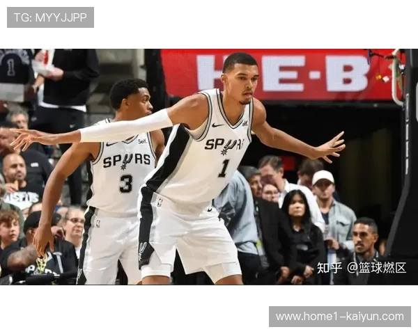 文班亚马半场独揽19分10板展现内线统治力但六次失误成最大隐患 文班亚马半场独揽19分10板展现内线统治力但六次失误成最大隐患