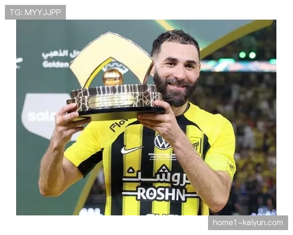 吉达联合核心本泽马定位球命中率超70% 健康状态下仍是球队领袖